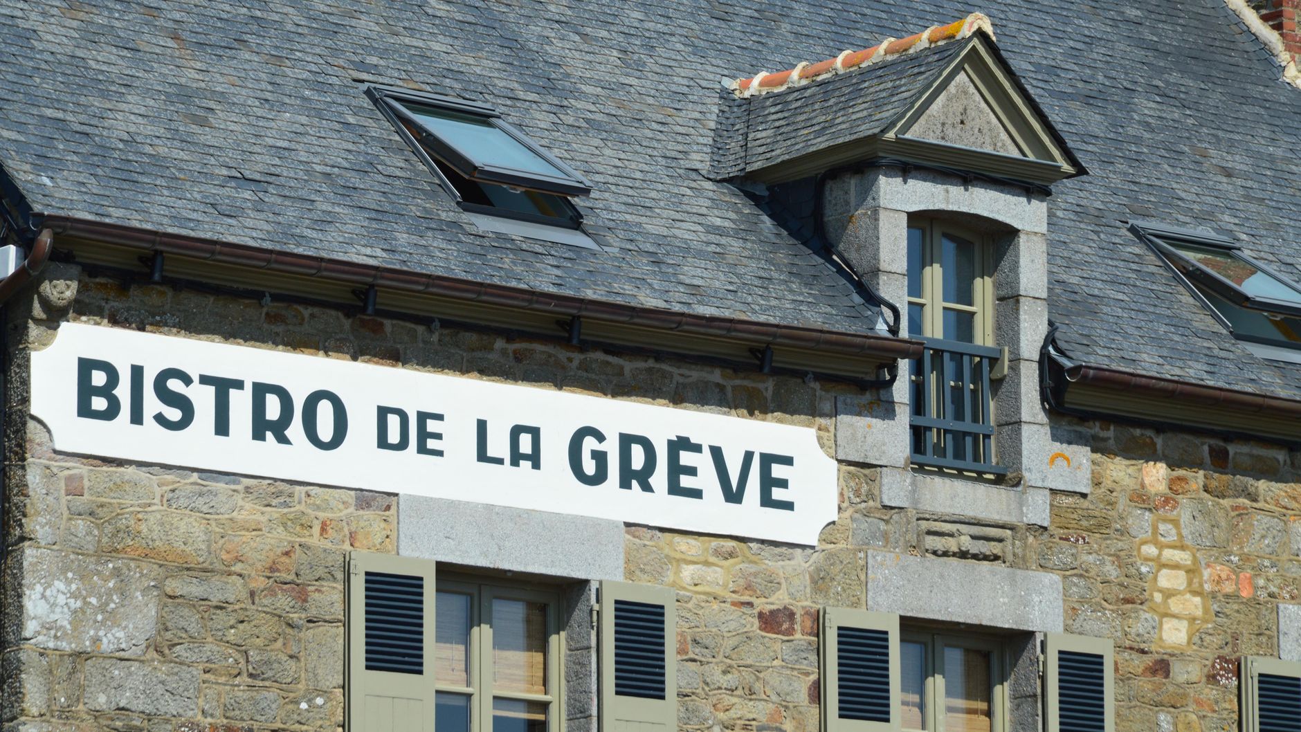 Guide pratique pour trouver un détective privé à l'étranger