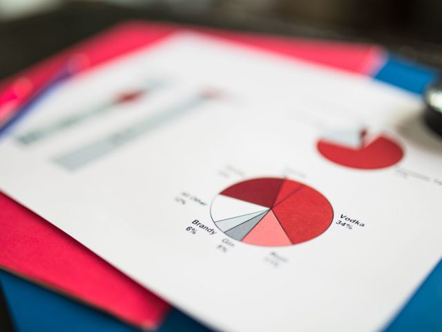 Surendettement et consommation : état des lieux en 2023